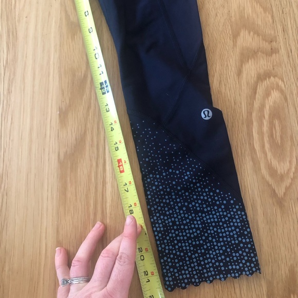 Lululemon running Pants - Picture 4 of 4